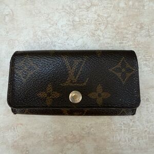 Vintage Louis Vuitton Brown Mono Trifold key Holder-Authentic